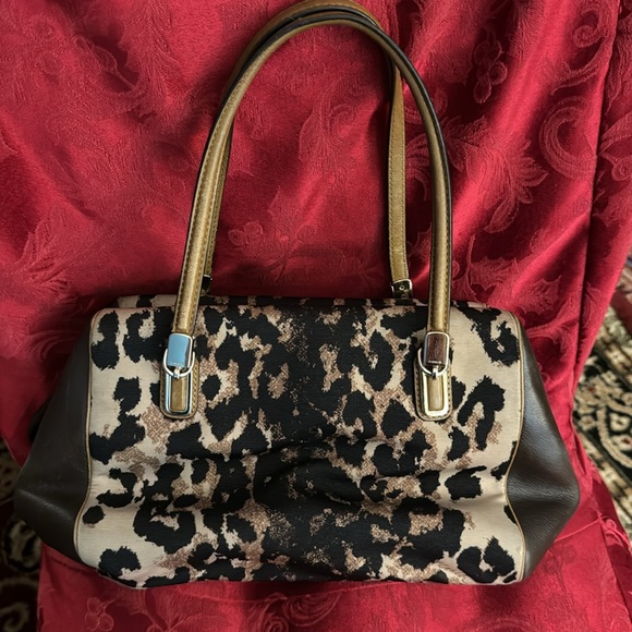 Coach Shoulder Bag Animal Print Canvas &  Brown Leather Good Condition - Picture 2 of 9